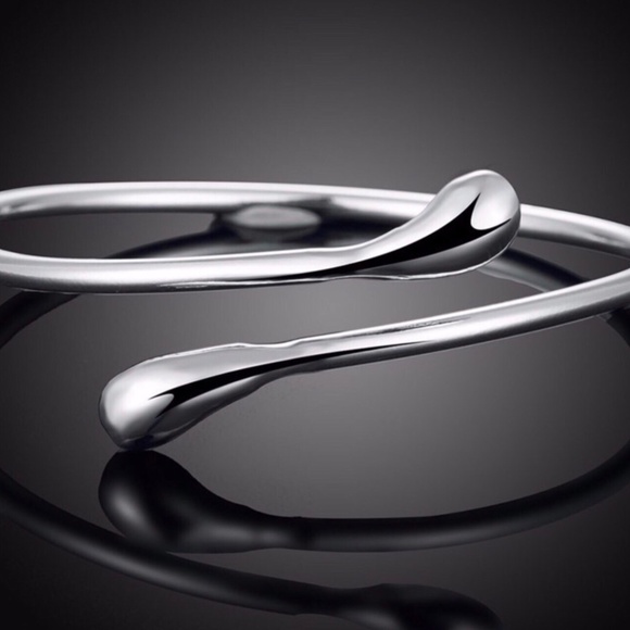 Meet your Posher, Rebecca - Picture 11 of 16